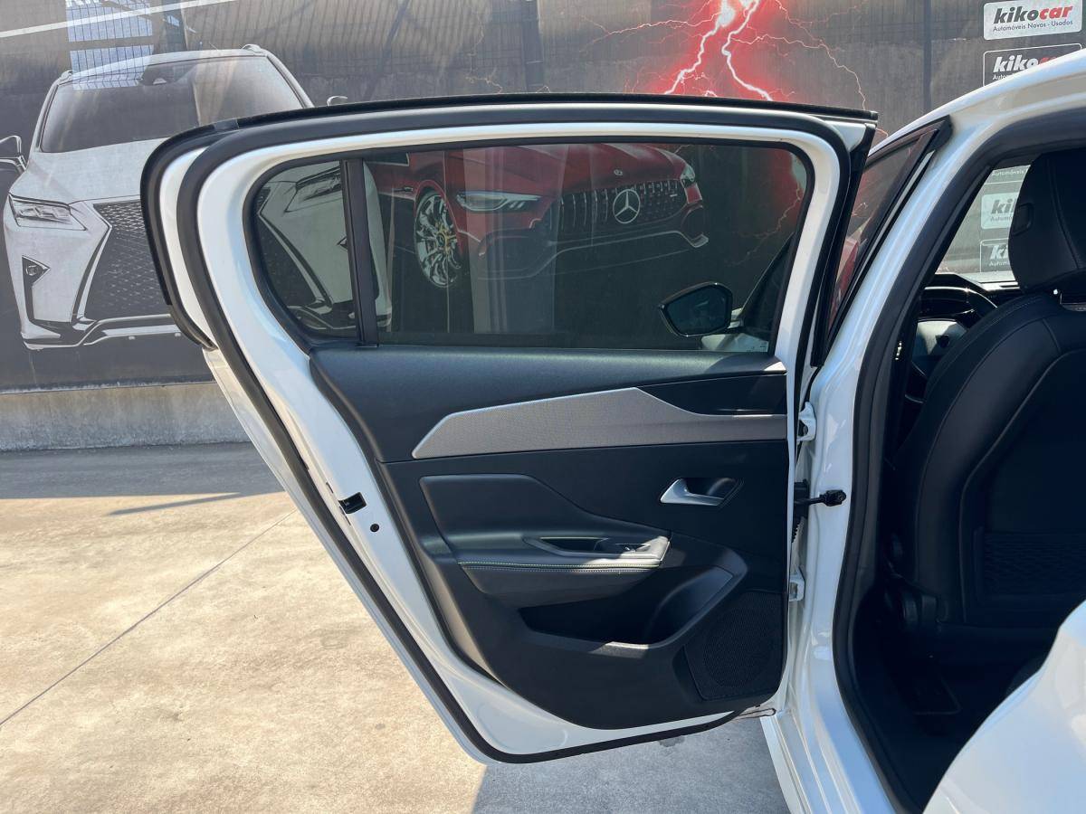 peugeot-308-2022-diesel-1499cc