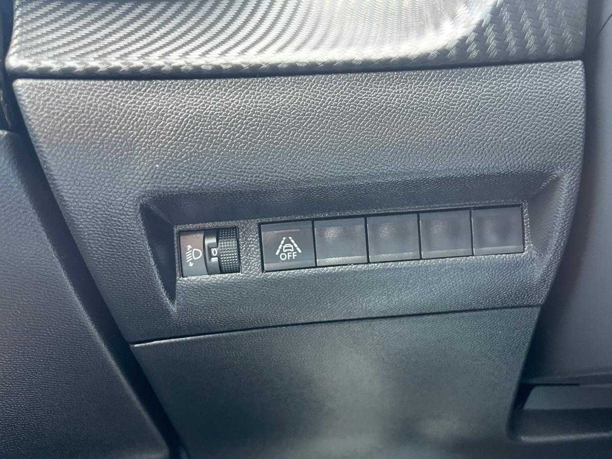 peugeot-2008-2021-gasolina-1199cc