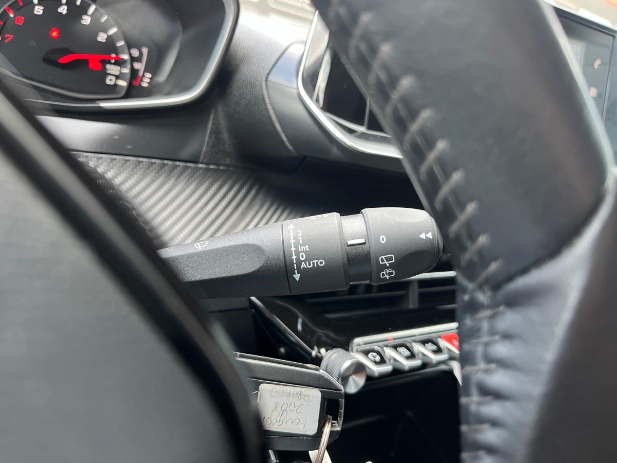 peugeot-2008-2021-gasolina-1199cc