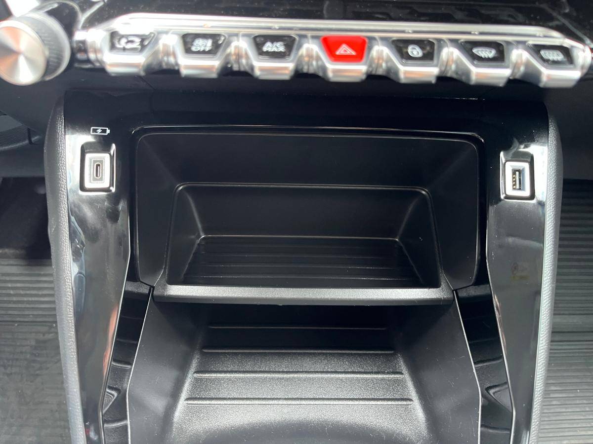 peugeot-2008-2021-gasolina-1199cc