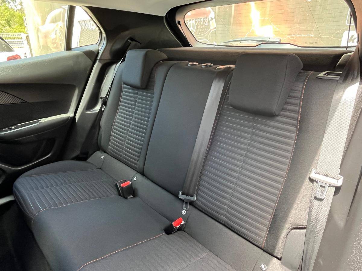 peugeot-2008-2021-gasolina-1199cc