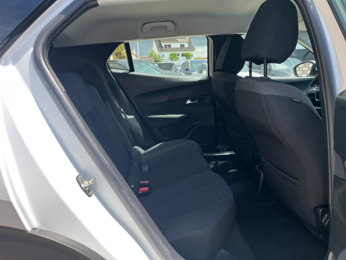peugeot-2008-2021-gasolina-1199cc