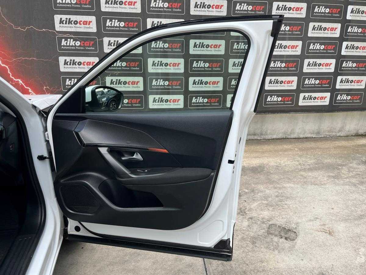 peugeot-2008-2021-gasolina-1199cc