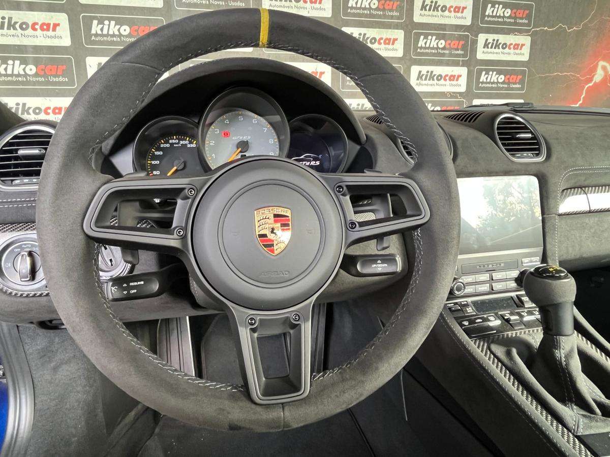 porsche-718-2025-gasolina-3996cc