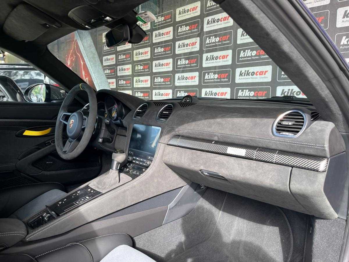 porsche-718-2025-gasolina-3996cc