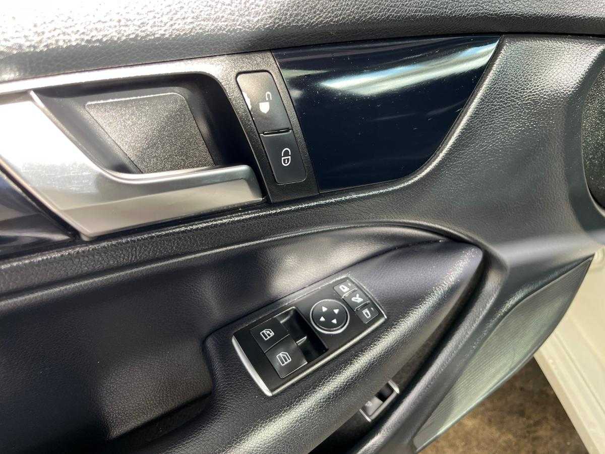 mercedes-benz-classe-c-2012-diesel-2143cc