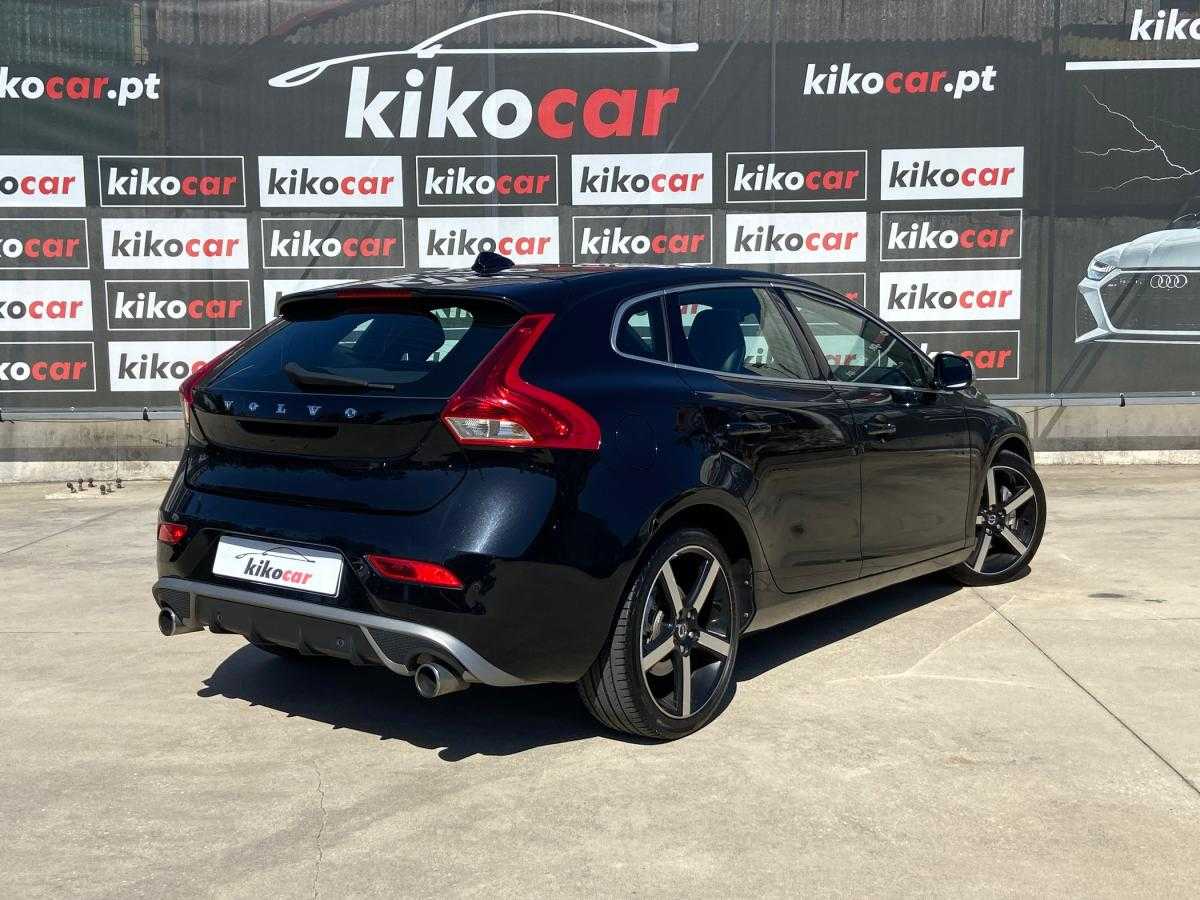 volvo-v40-2014-diesel-1969cc
