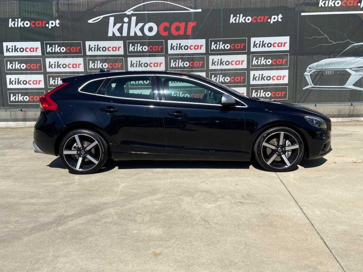 volvo-v40-2014-diesel-1969cc