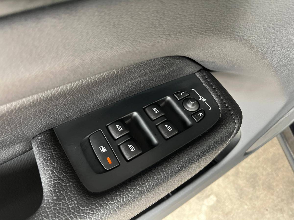 volvo-xc60-2022-diesel-1969cc