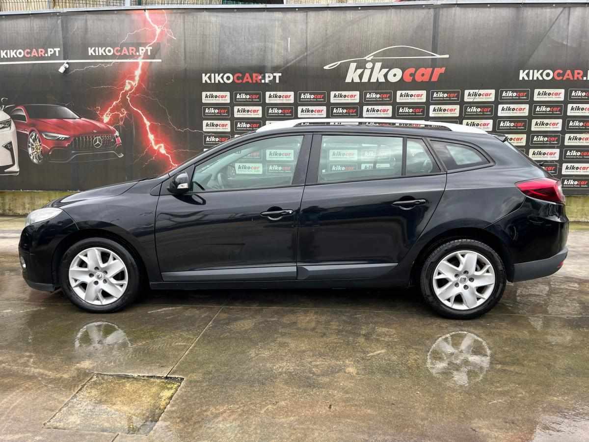 renault-megane-sport-tourer-2016-diesel-1461cc