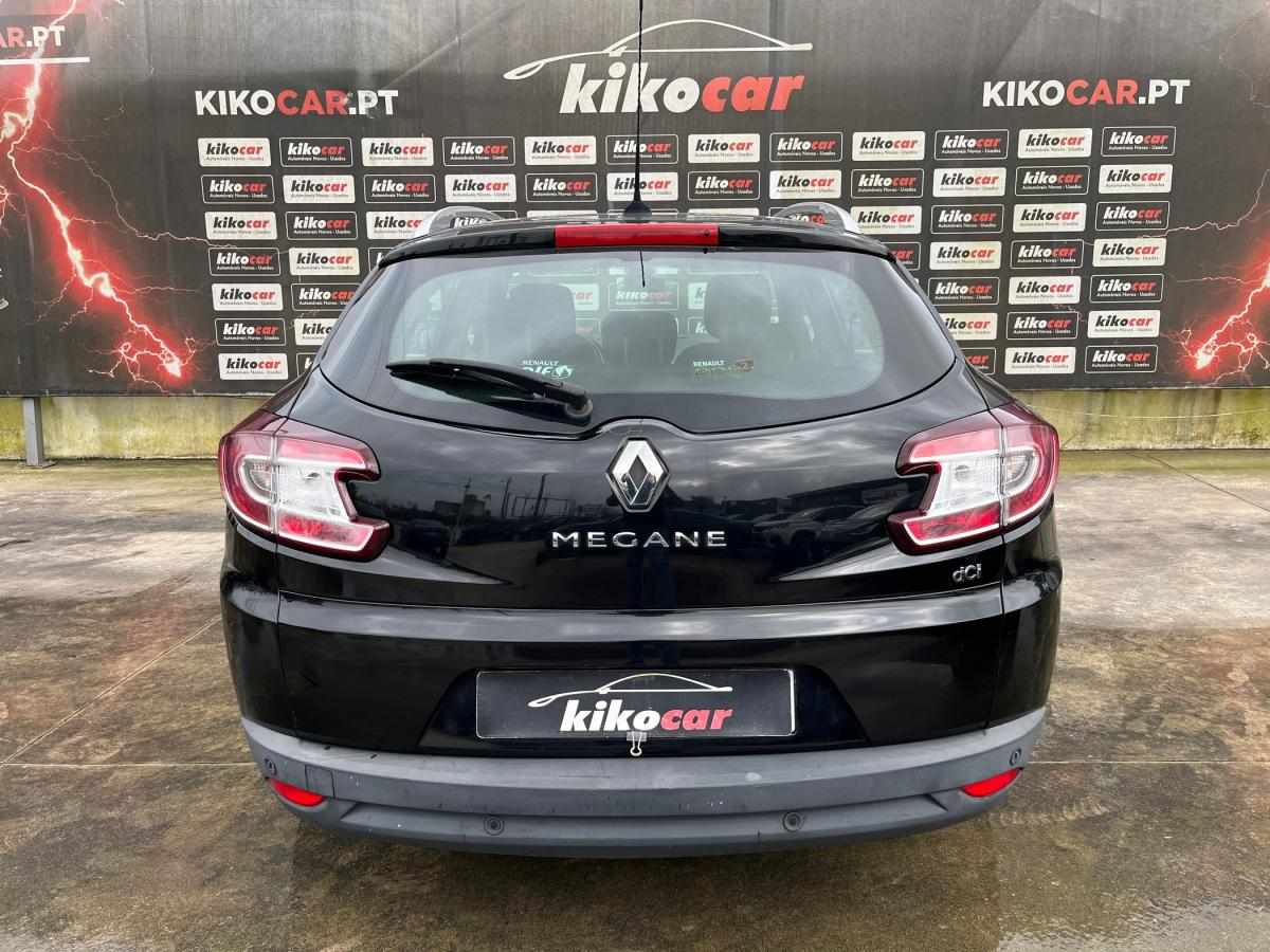 renault-megane-sport-tourer-2016-diesel-1461cc