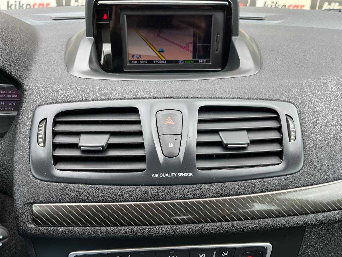 renault-megane-sport-tourer-2016-diesel-1461cc