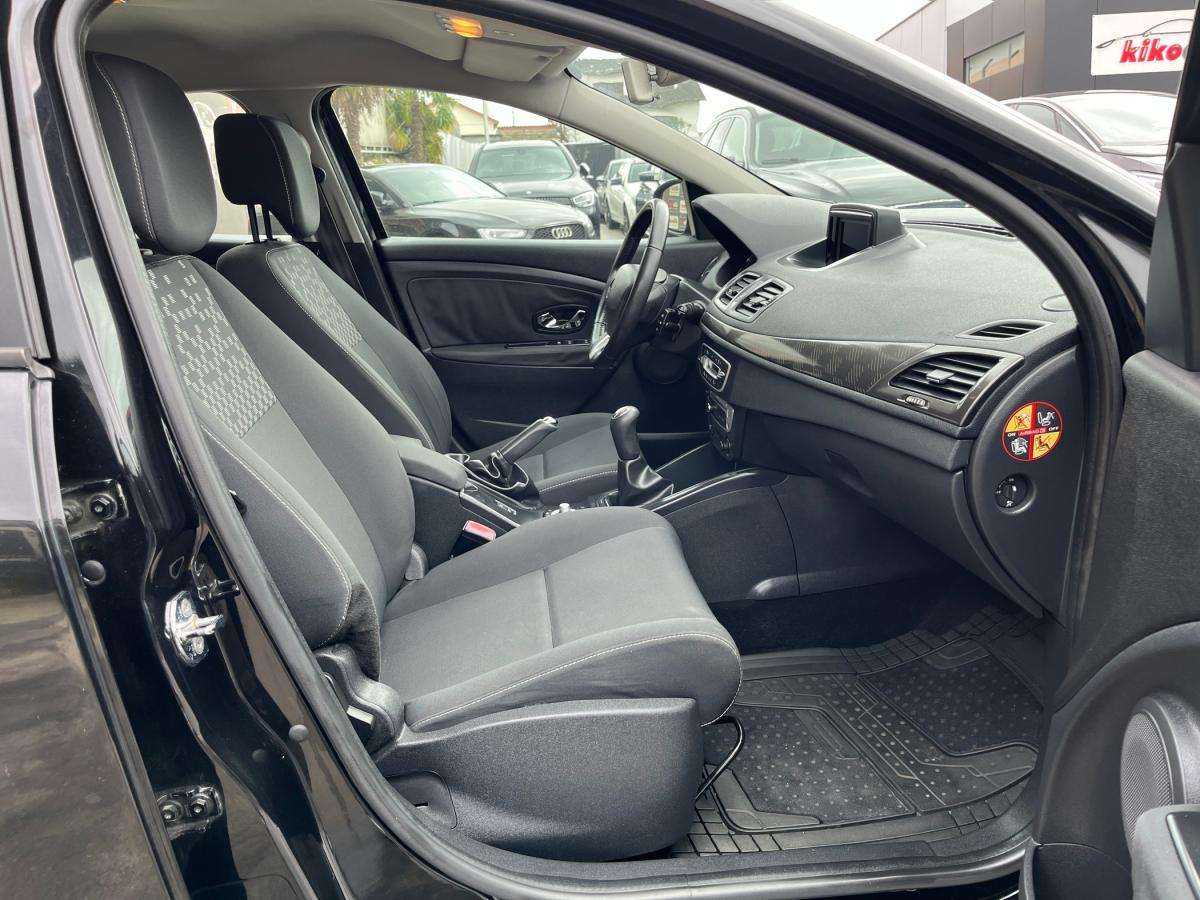 renault-megane-sport-tourer-2016-diesel-1461cc