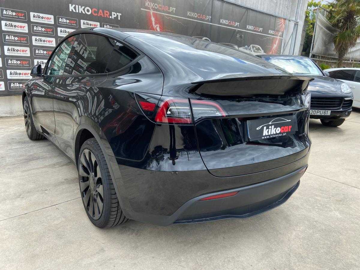 tesla-model-y-2023-eletrico-500cc