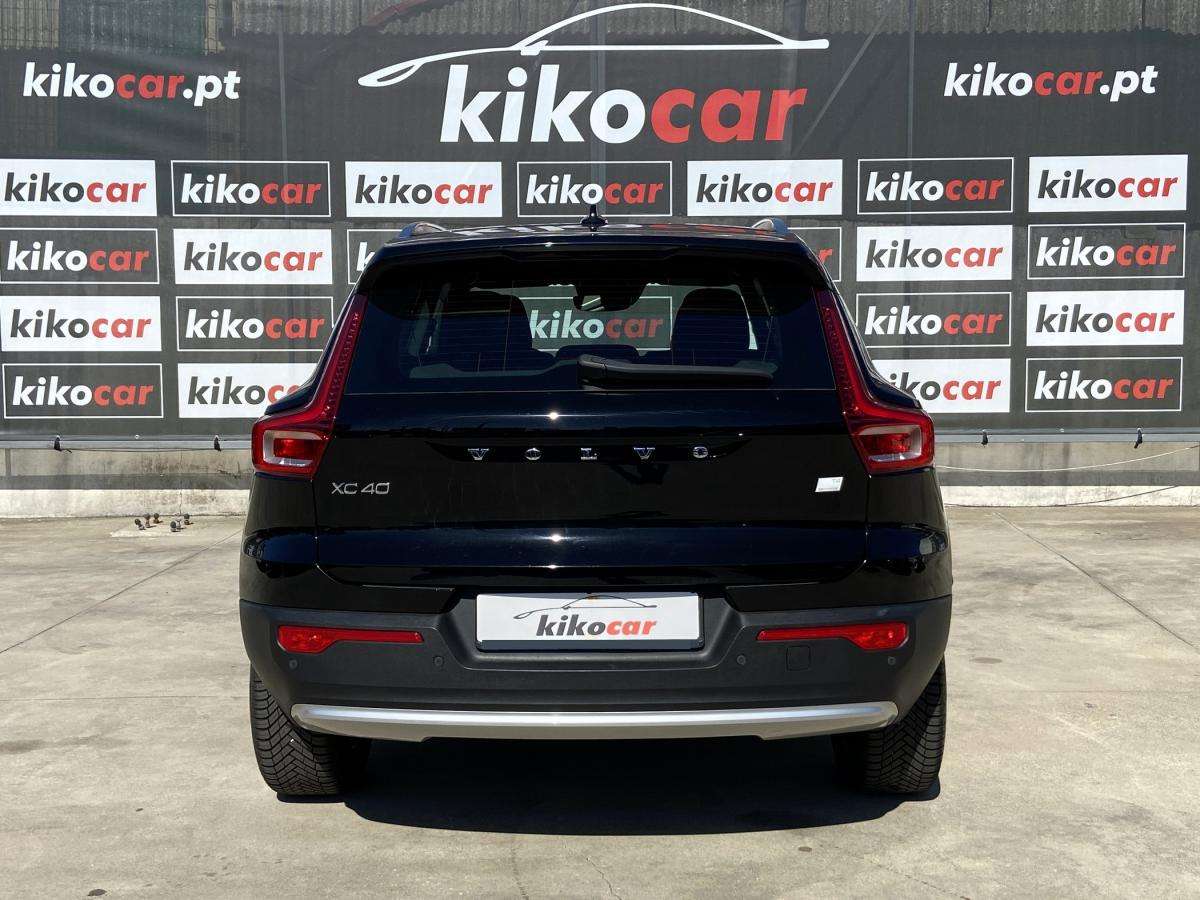 volvo-xc40-2022-hibrido-a-gasolina-1477cc