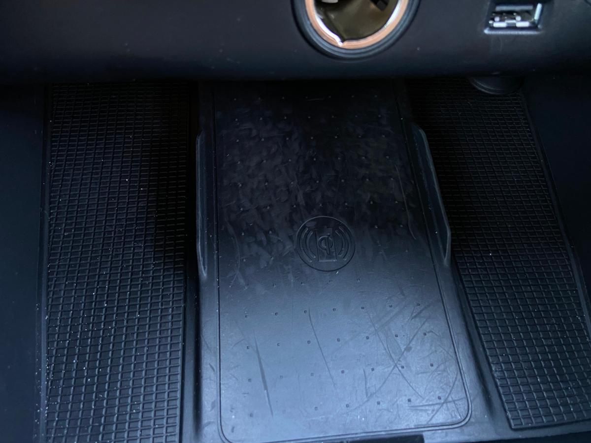 volvo-xc40-2022-hibrido-a-gasolina-1477cc