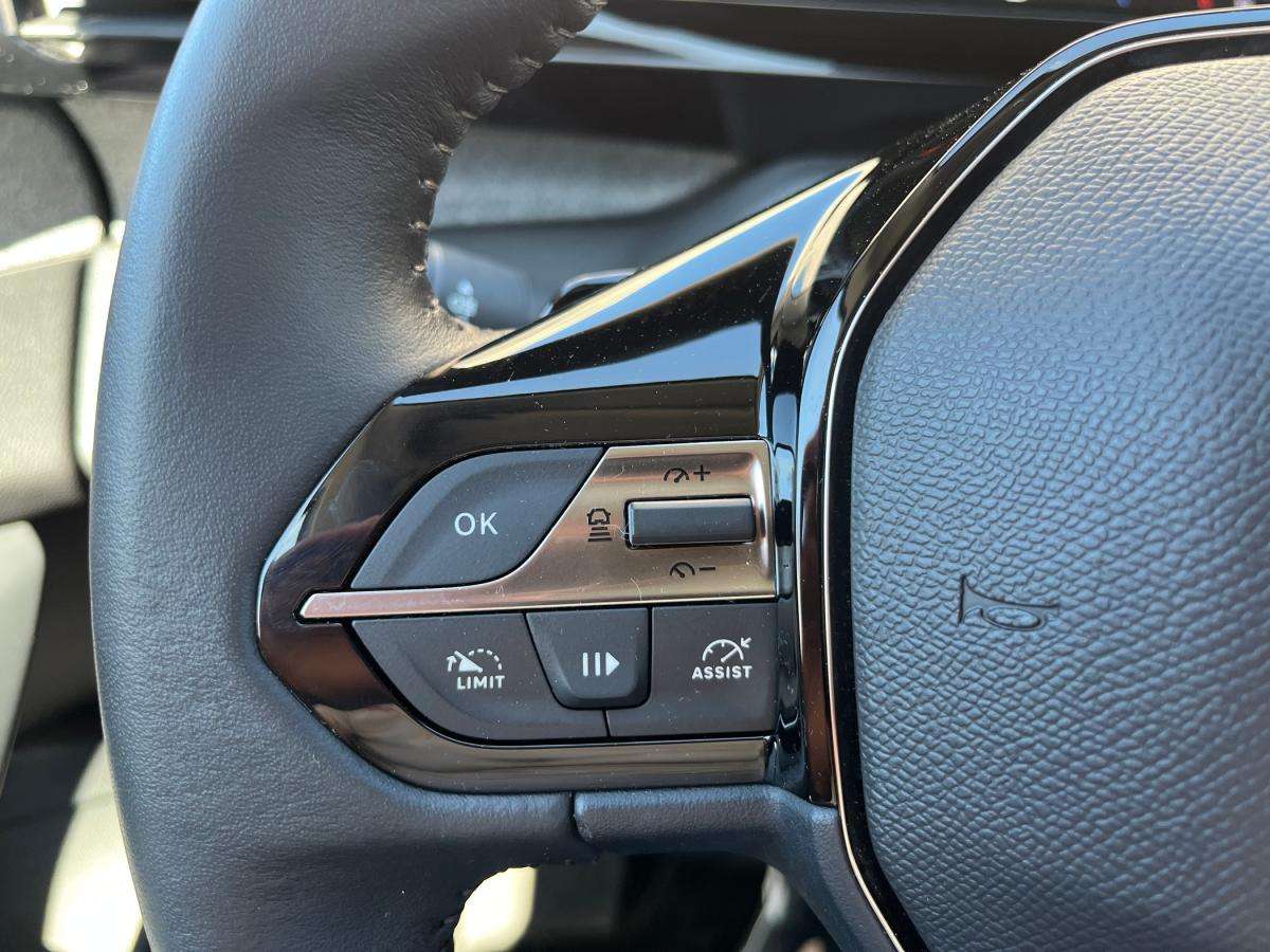 peugeot-308-sw-2022-gasolina-1199cc