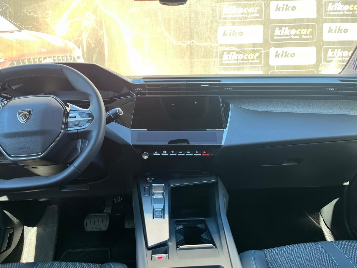 peugeot-308-sw-2022-gasolina-1199cc
