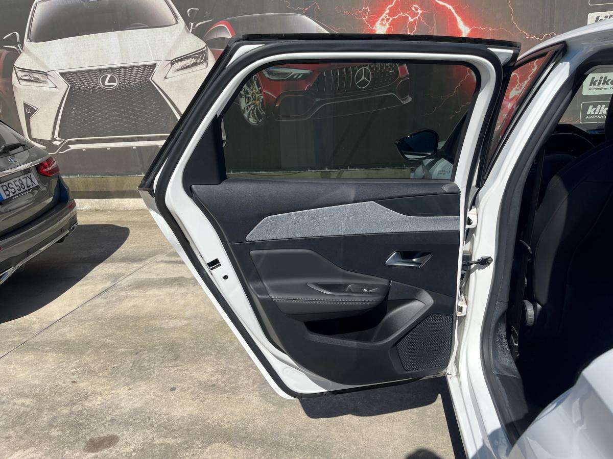 peugeot-308-sw-2022-gasolina-1199cc