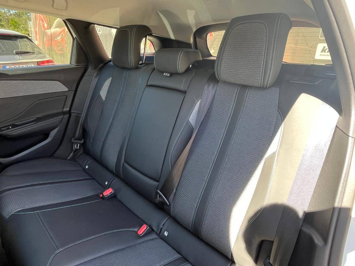 peugeot-308-sw-2022-gasolina-1199cc