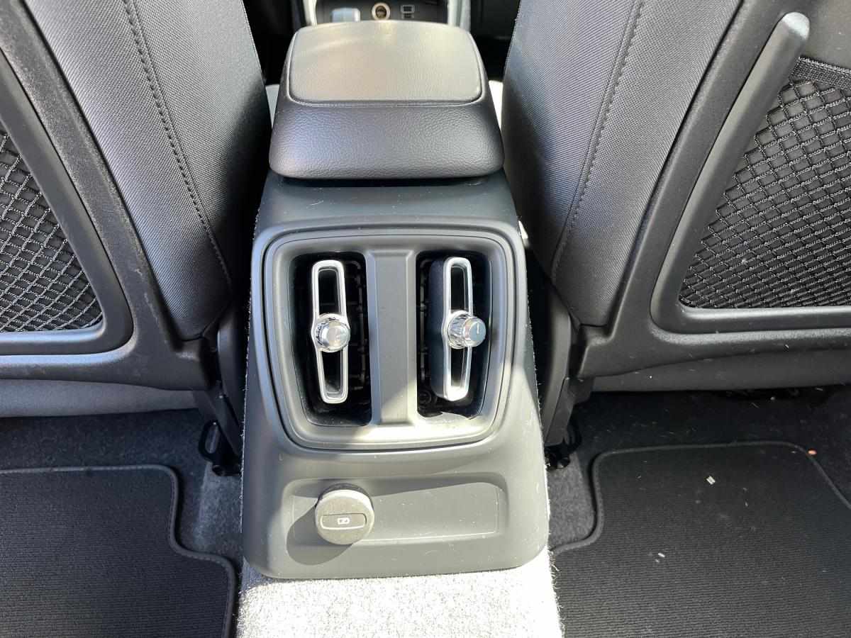 volvo-xc40-2021-hibrido-a-gasolina-1477cc