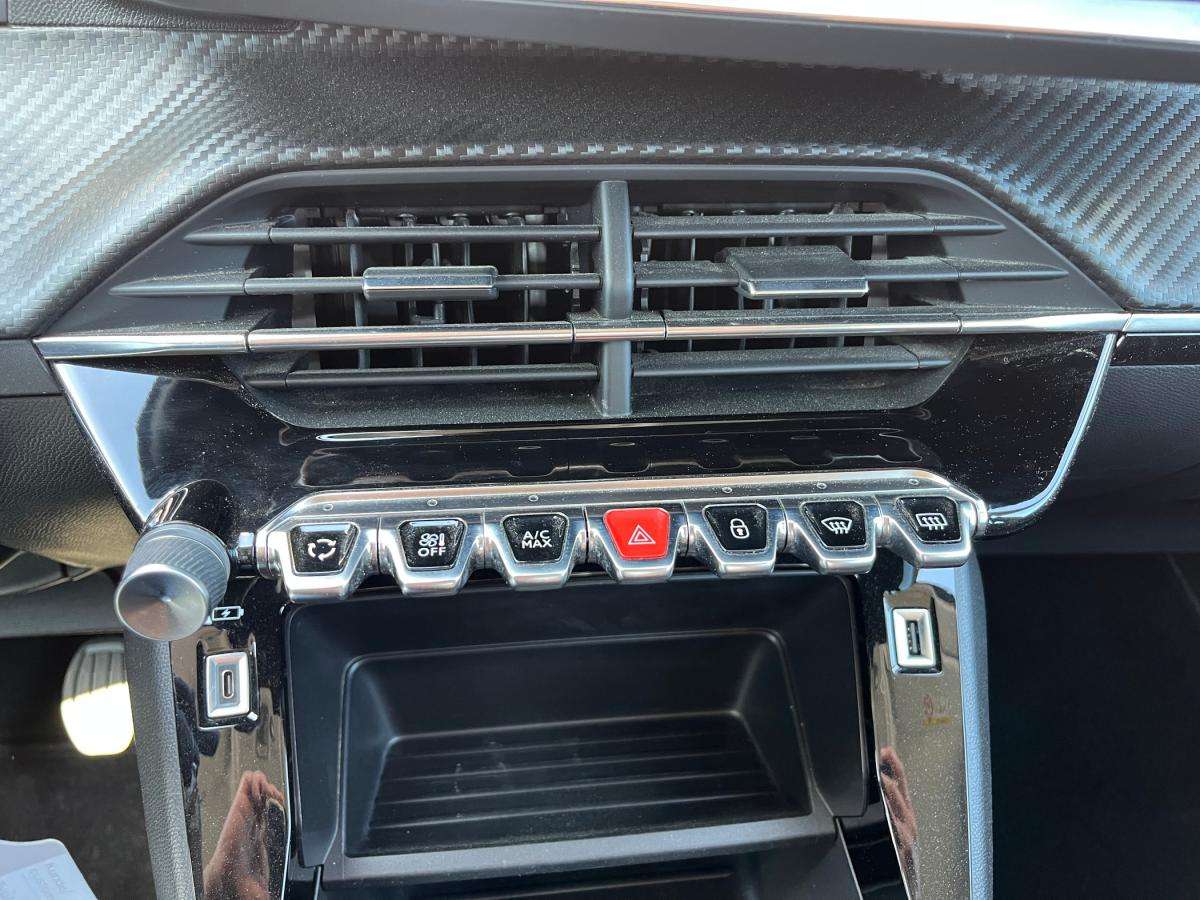 peugeot-208-2021-diesel-1560cc