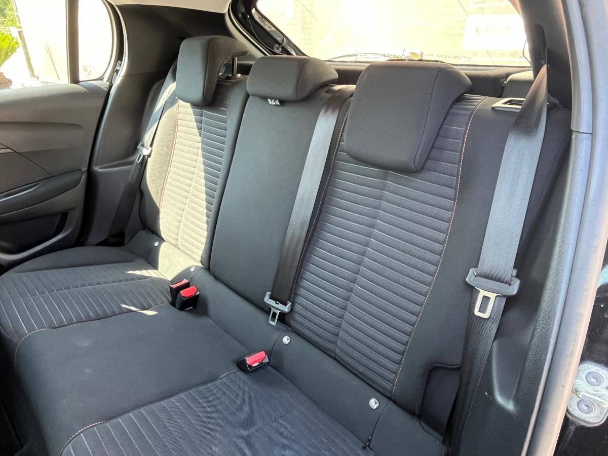 peugeot-208-2021-diesel-1560cc