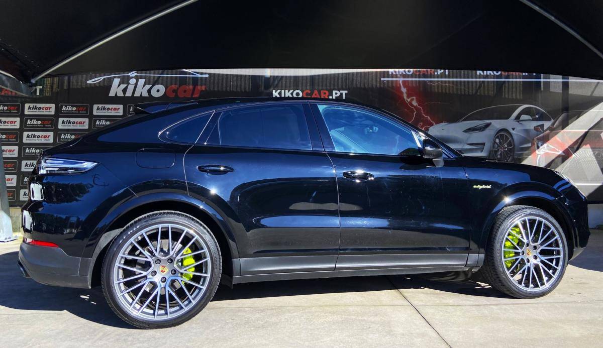 porsche-cayenne-2022-hibrido-a-gasolina-2995cc