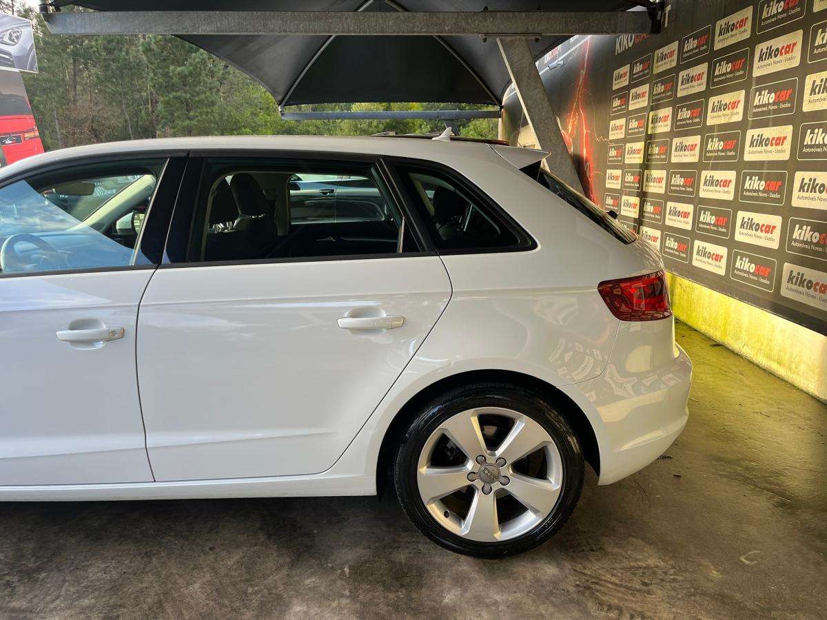 audi-a3-sportback-2015-diesel-1598cc