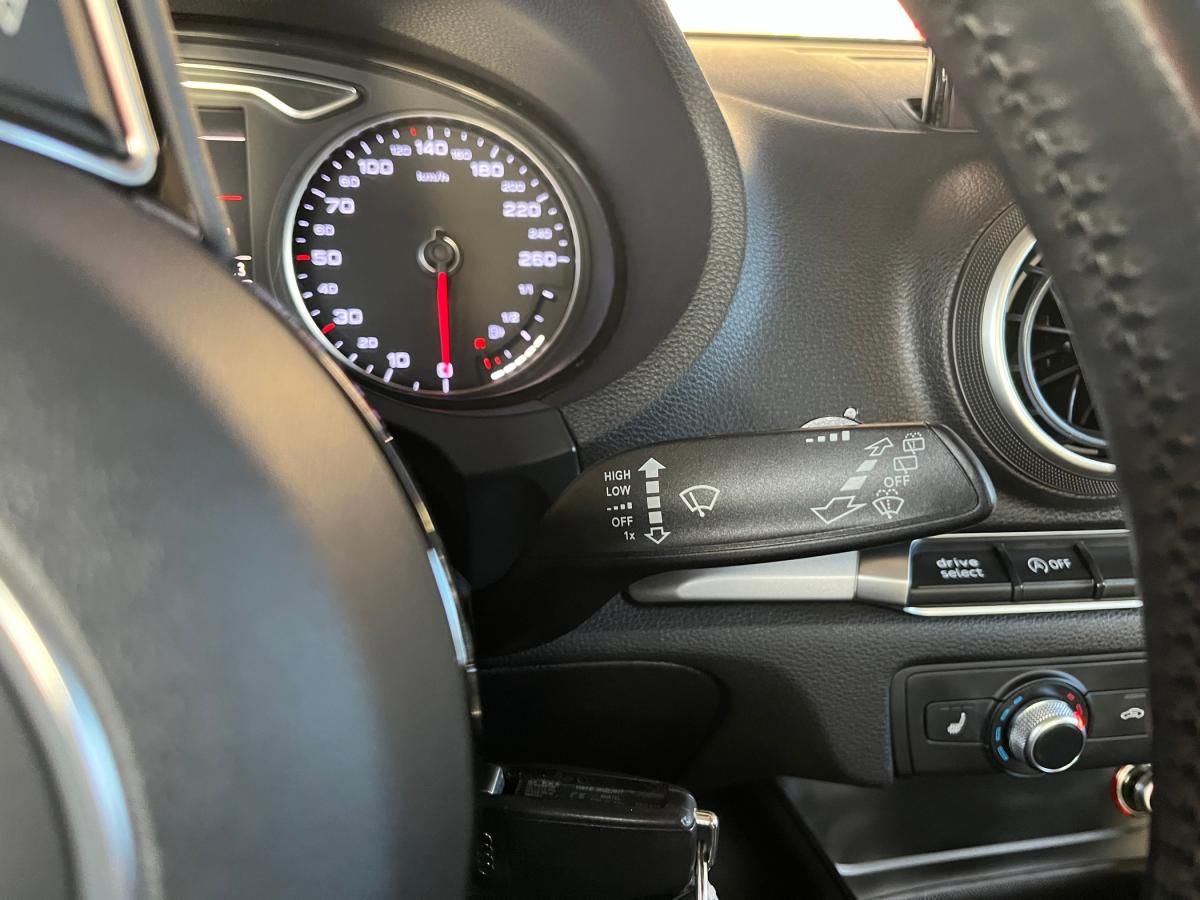 audi-a3-sportback-2015-diesel-1598cc