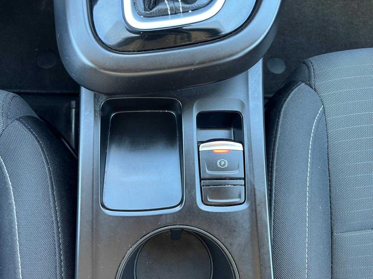renault-arkana-2023-hibrido-a-gasolina-1598cc