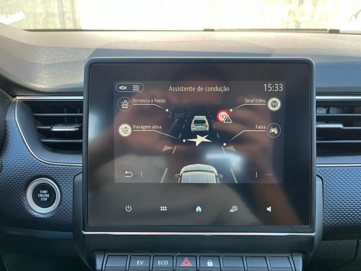 renault-arkana-2023-hibrido-a-gasolina-1598cc