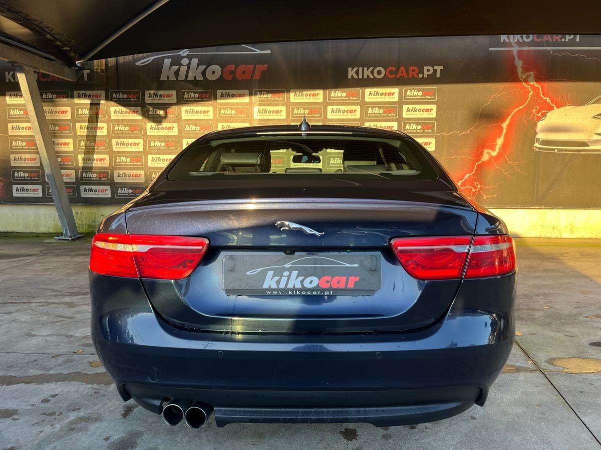 jaguar-xe-2017-diesel-1999cc
