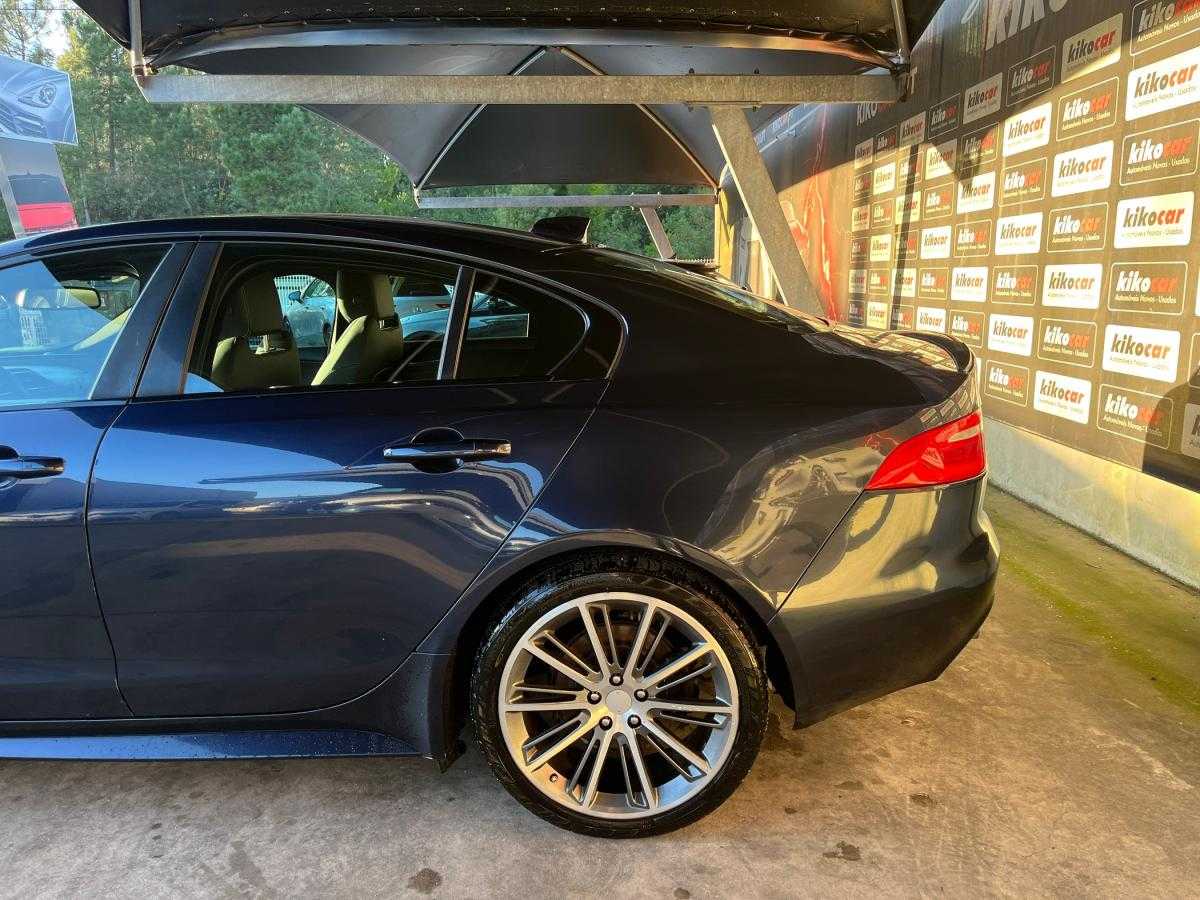 jaguar-xe-2017-diesel-1999cc