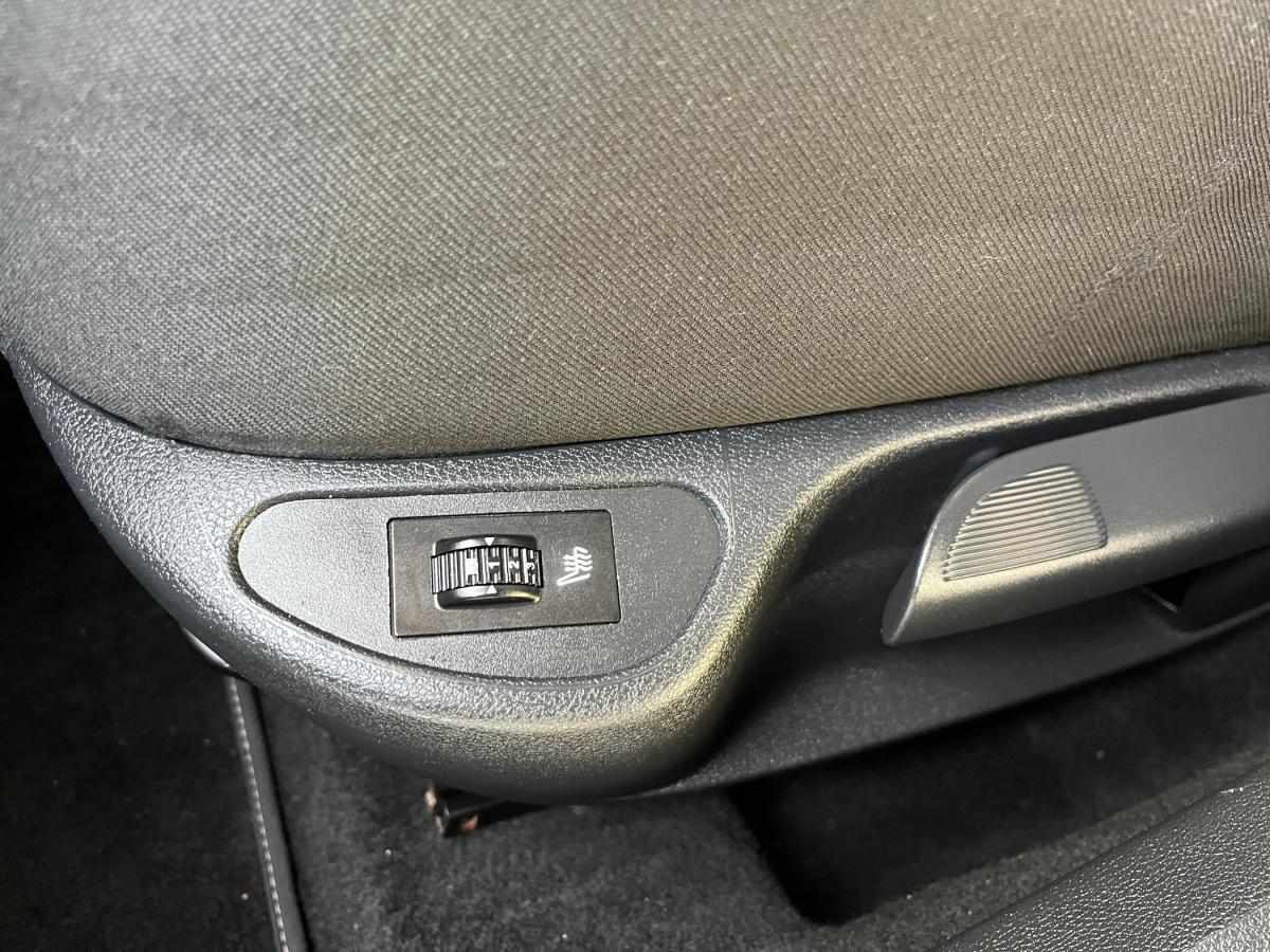peugeot-308-sw-2011-diesel-1560cc