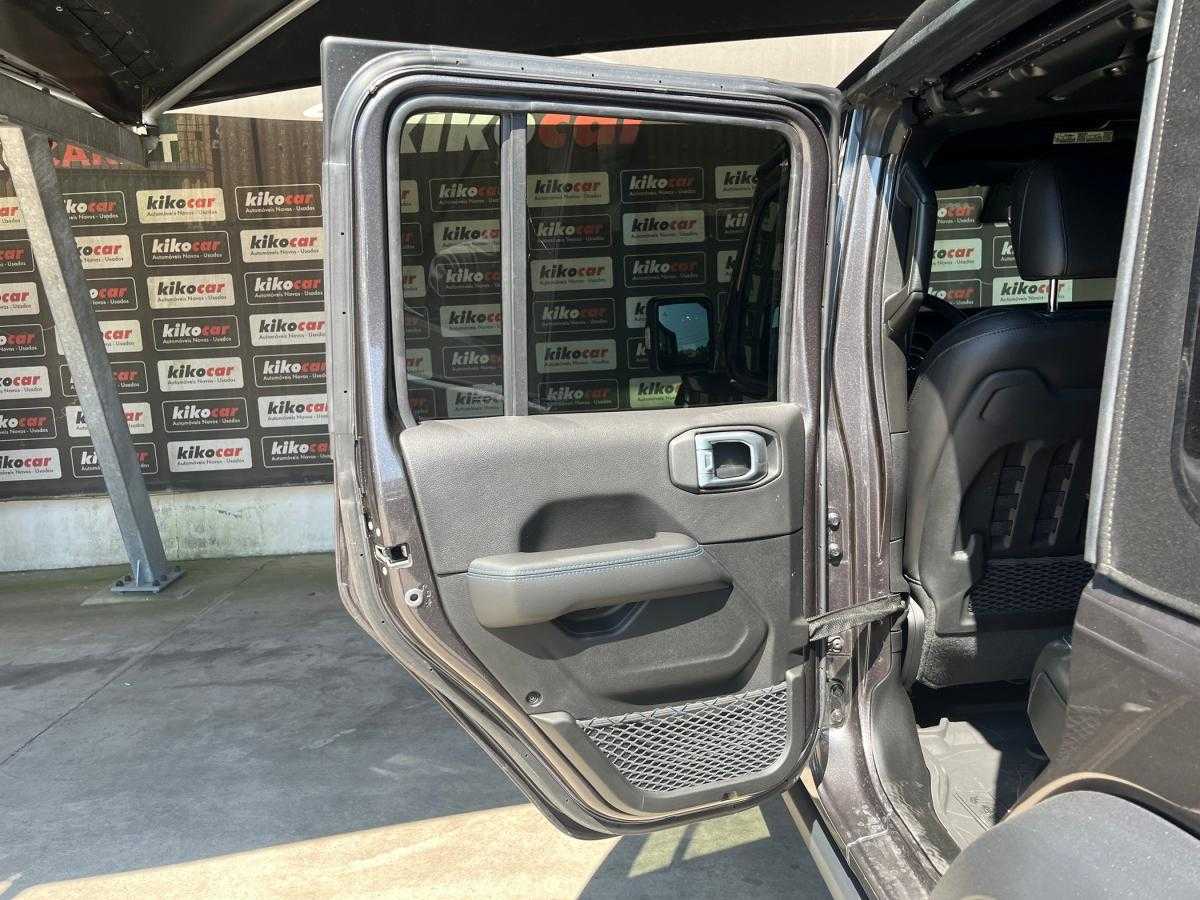 jeep-wrangler-2023-hibrido-a-gasolina-1995cc