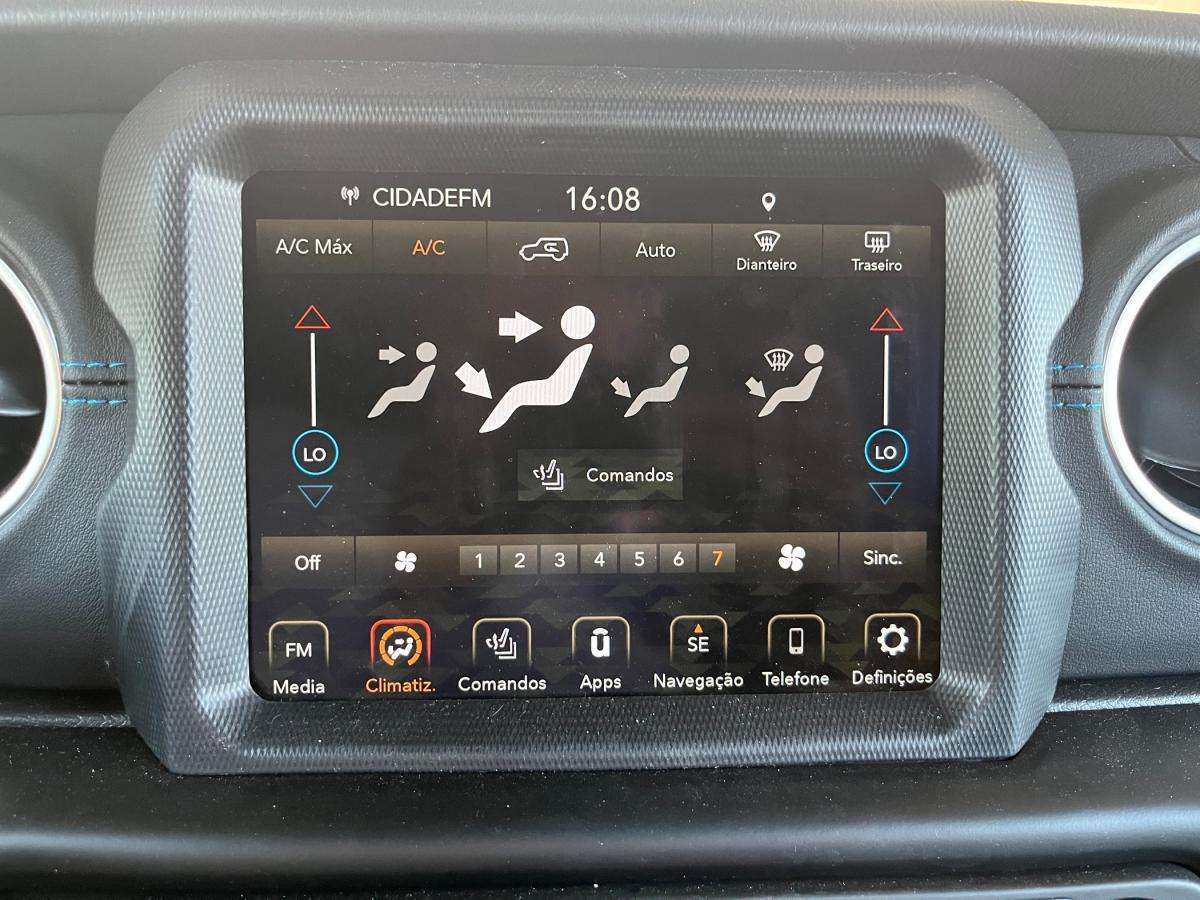 jeep-wrangler-2023-hibrido-a-gasolina-1995cc