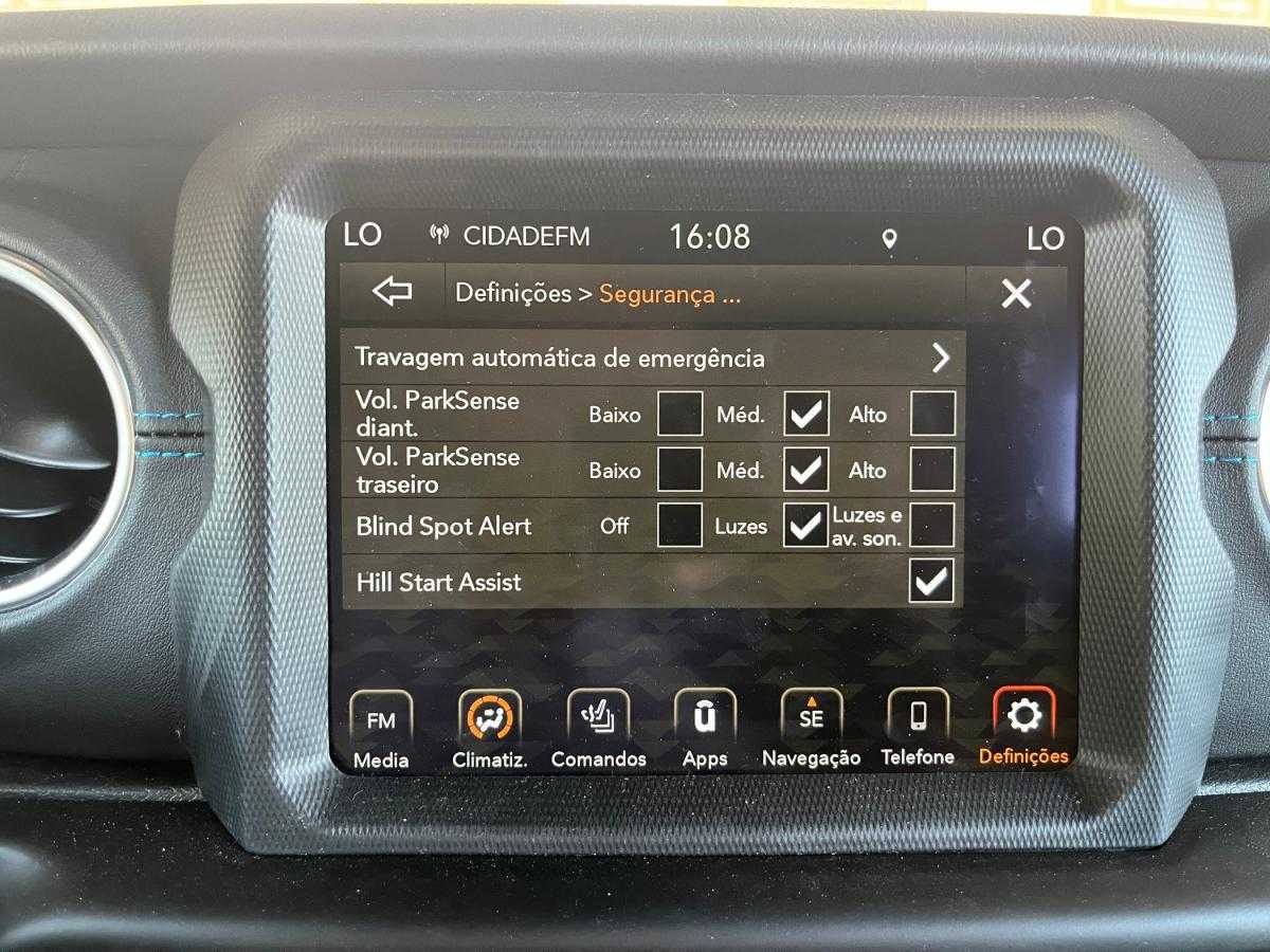 jeep-wrangler-2023-hibrido-a-gasolina-1995cc