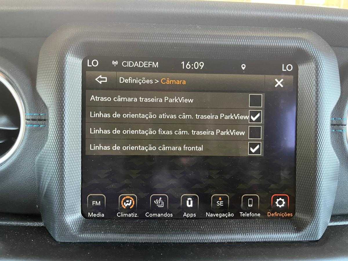 jeep-wrangler-2023-hibrido-a-gasolina-1995cc