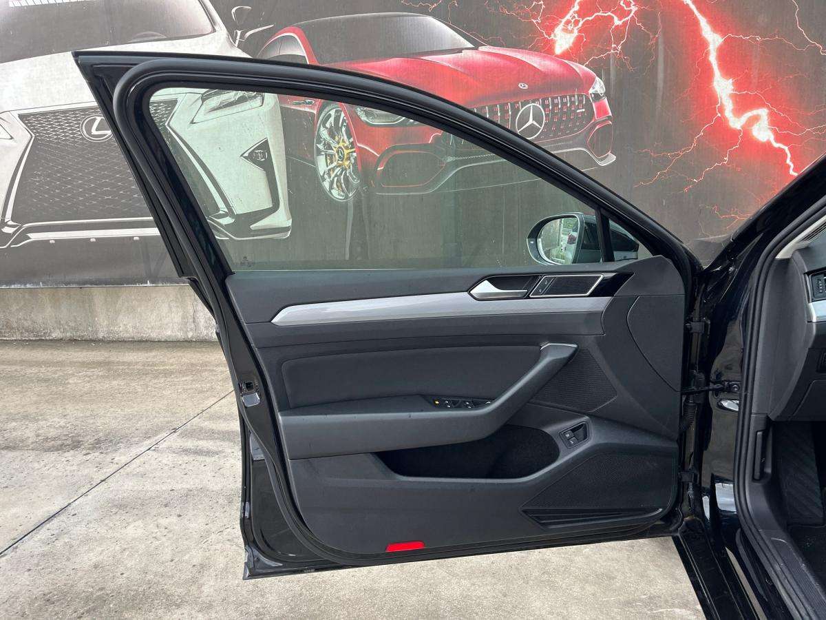 volkswagen-passat-2021-hibrido-a-gasolina-1395cc