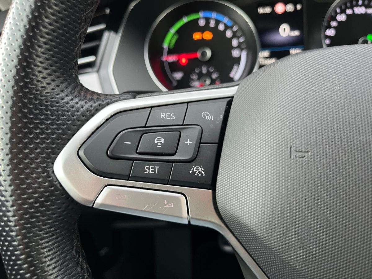 volkswagen-passat-2021-hibrido-a-gasolina-1395cc