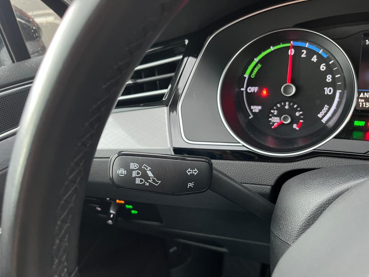 volkswagen-passat-2021-hibrido-a-gasolina-1395cc