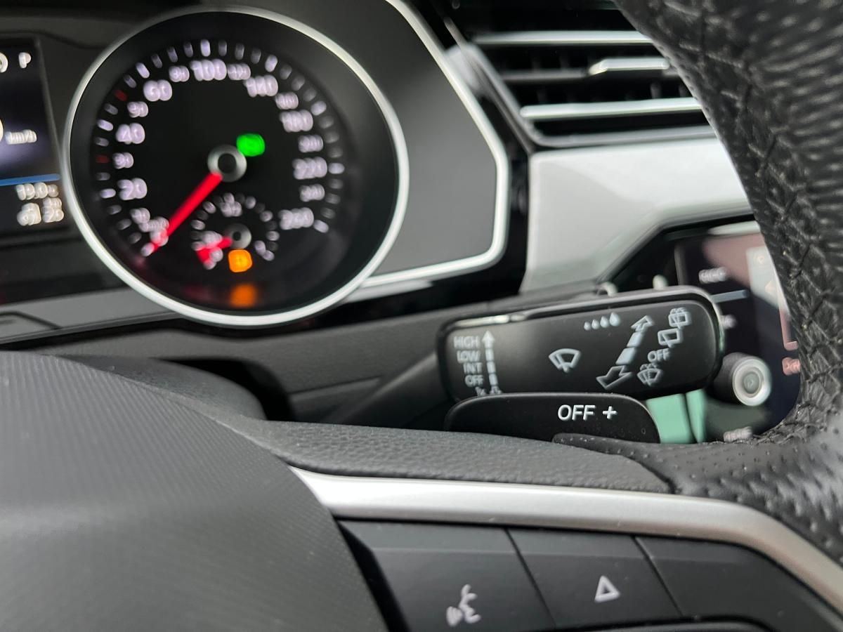 volkswagen-passat-2021-hibrido-a-gasolina-1395cc