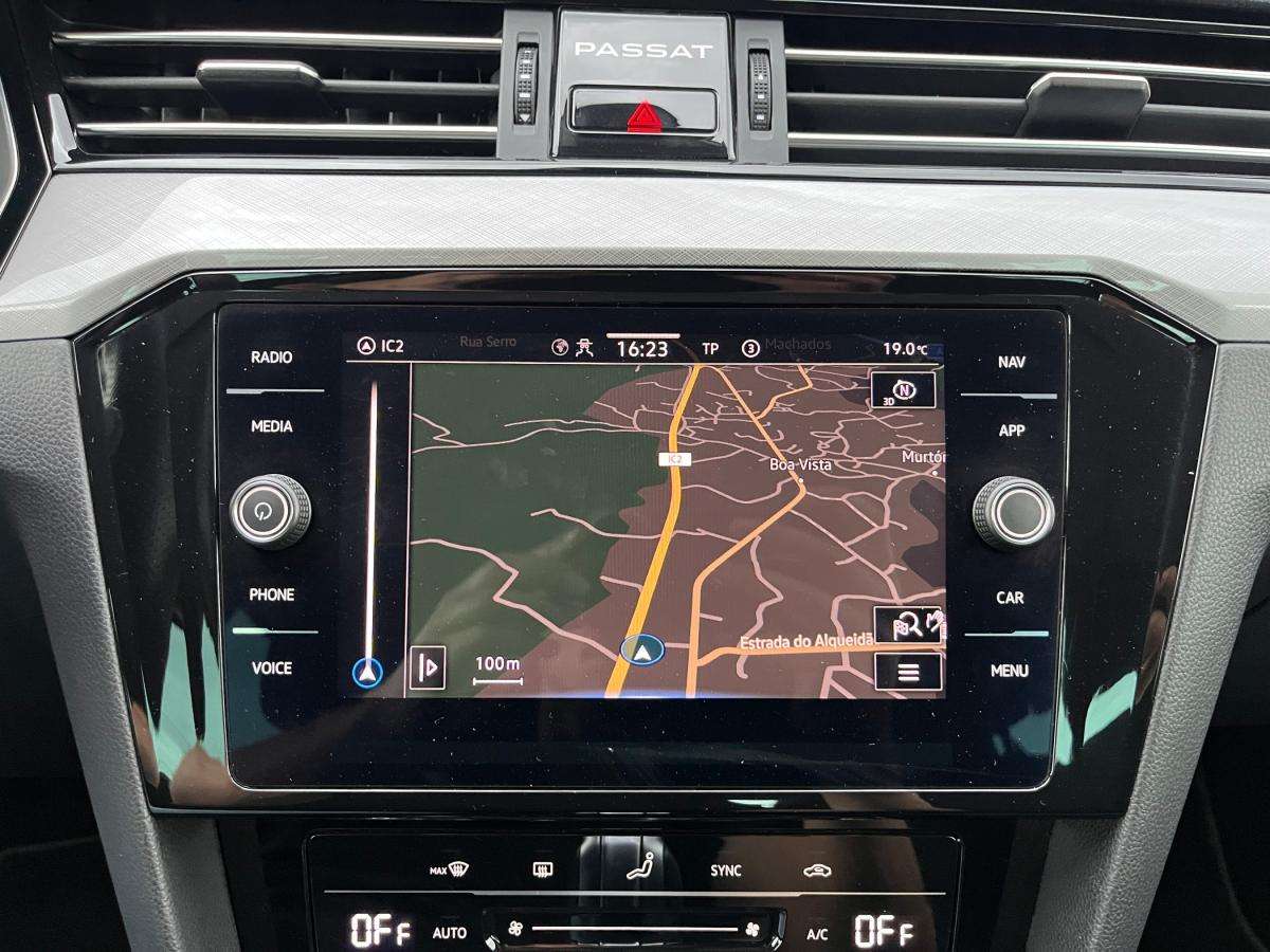 volkswagen-passat-2021-hibrido-a-gasolina-1395cc