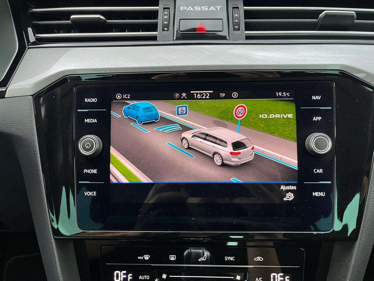 volkswagen-passat-2021-hibrido-a-gasolina-1395cc