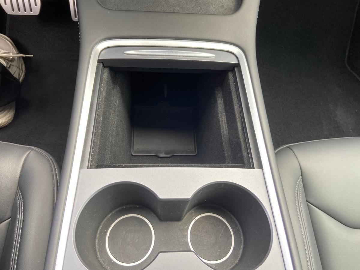 tesla-model-y-2024-eletrico-500cc