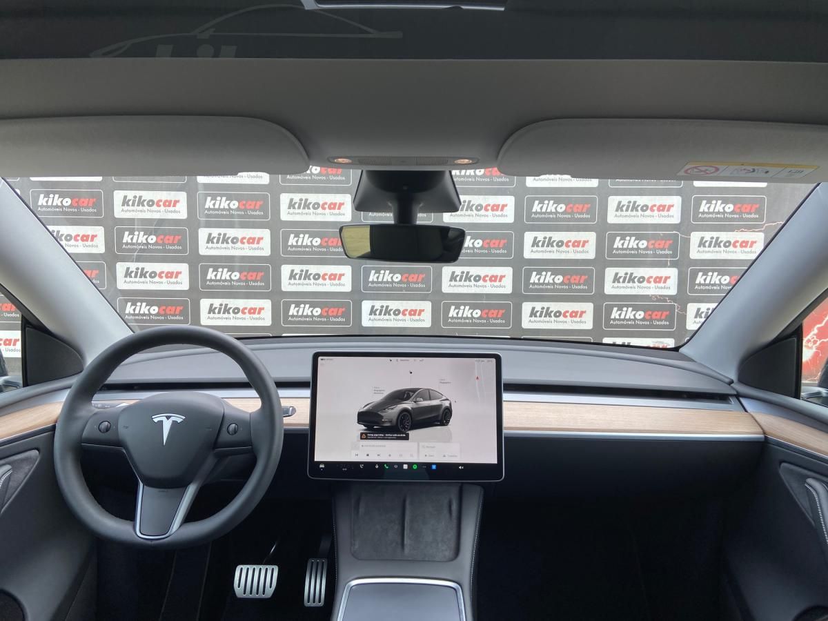 tesla-model-y-2024-eletrico-500cc