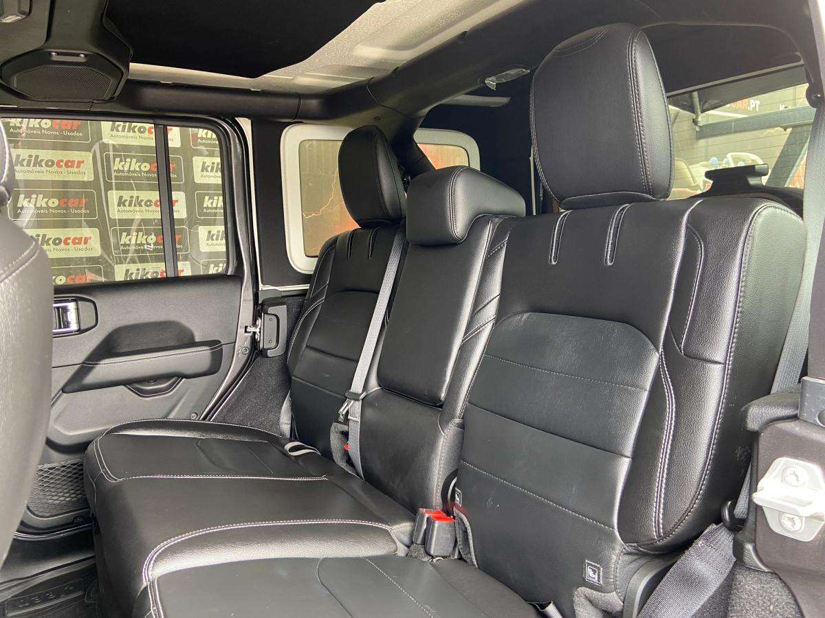 jeep-wrangler-2021-hibrido-a-gasolina-1995cc