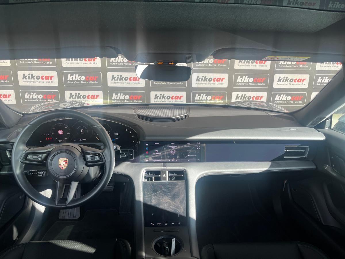 porsche-taycan-2024-eletrico-500cc