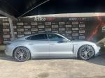 porsche-taycan-2024-eletrico-500cc
